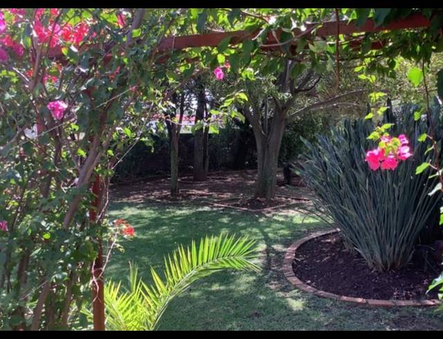 4 BEDROOM HOUSE FOR SALE IN BRACKENHURST